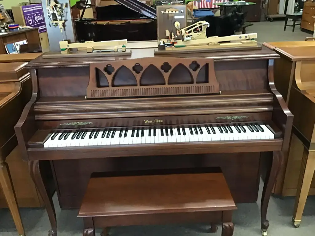 Wurlitzer French Provincial